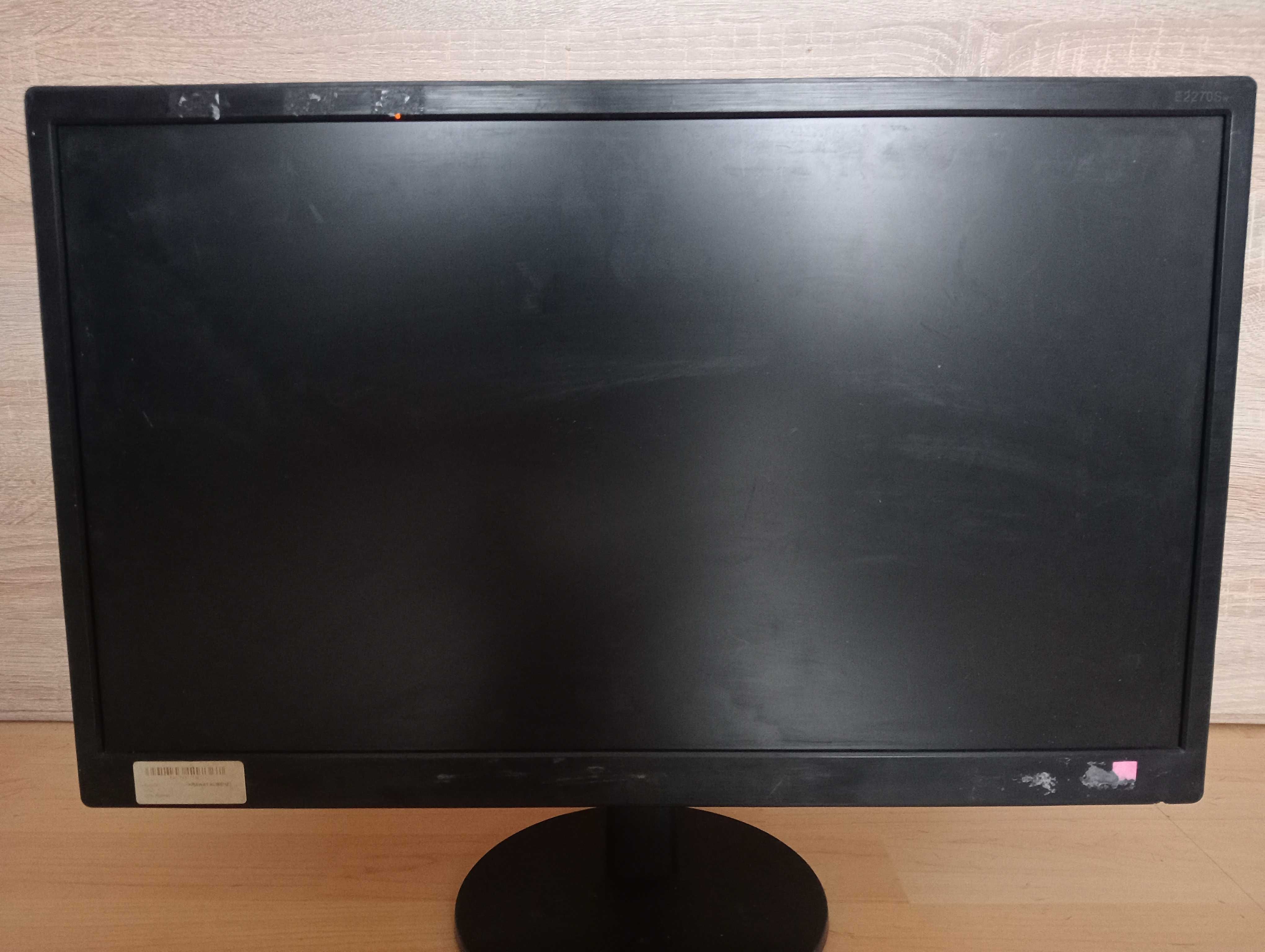 Monitory LED sprzedam