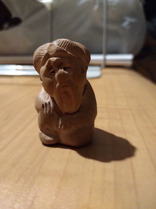 Продаю фигурку  Нэцкэ
