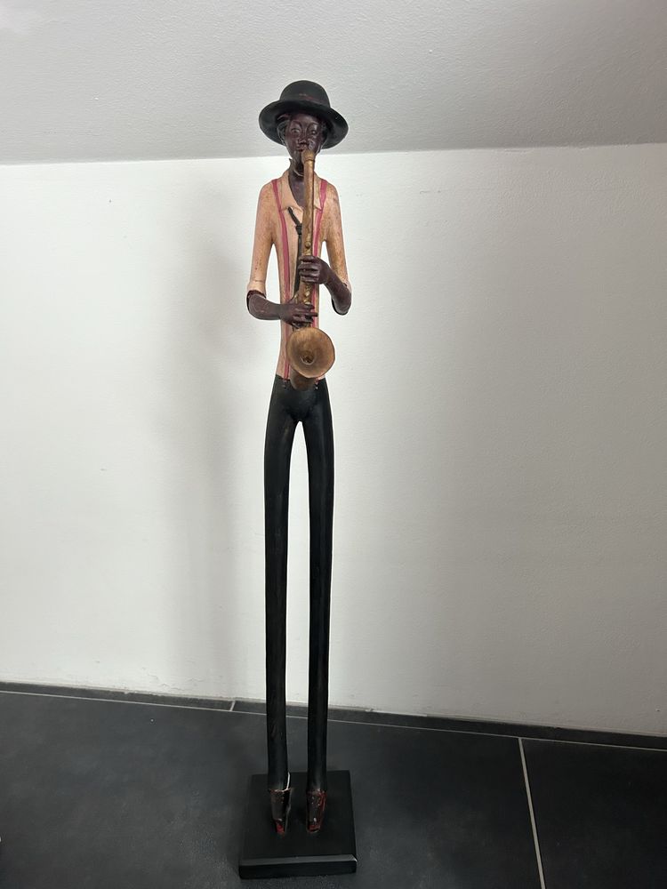 Figurka jazzmana z saksofonem Almi Decor