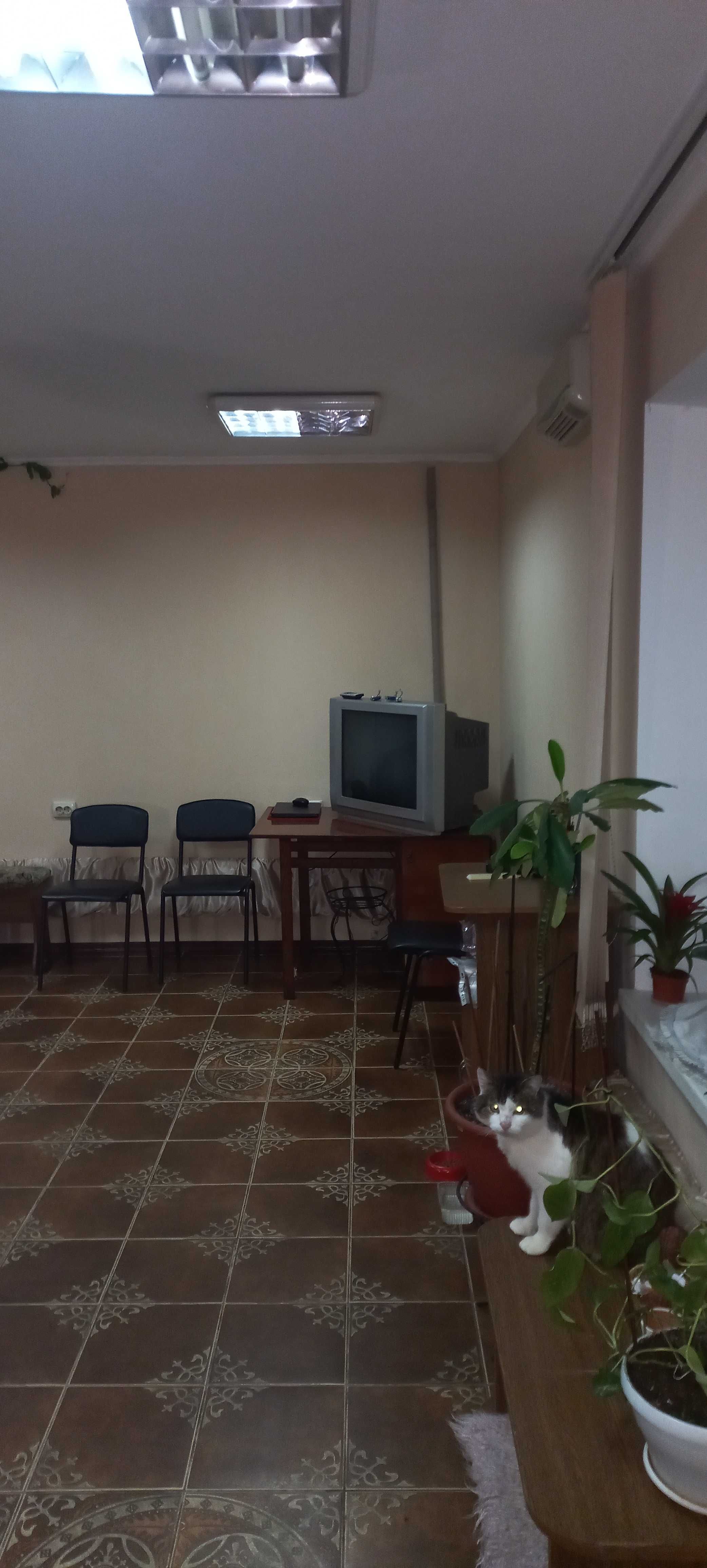 Продаж 2-к  квартири  в р-н Машбуд