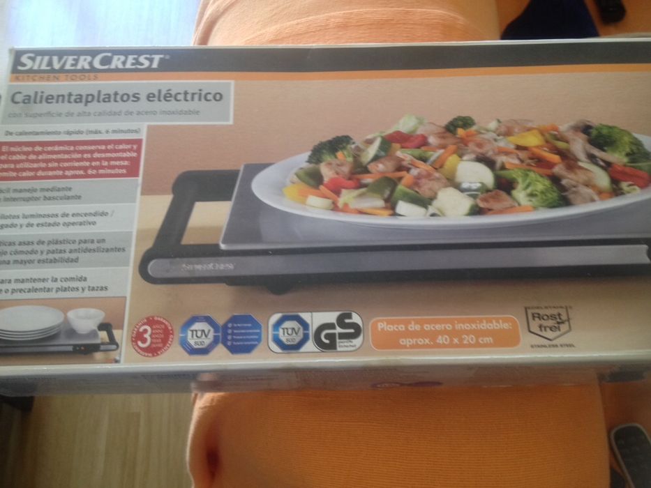 Placa para aquecimento de pratos