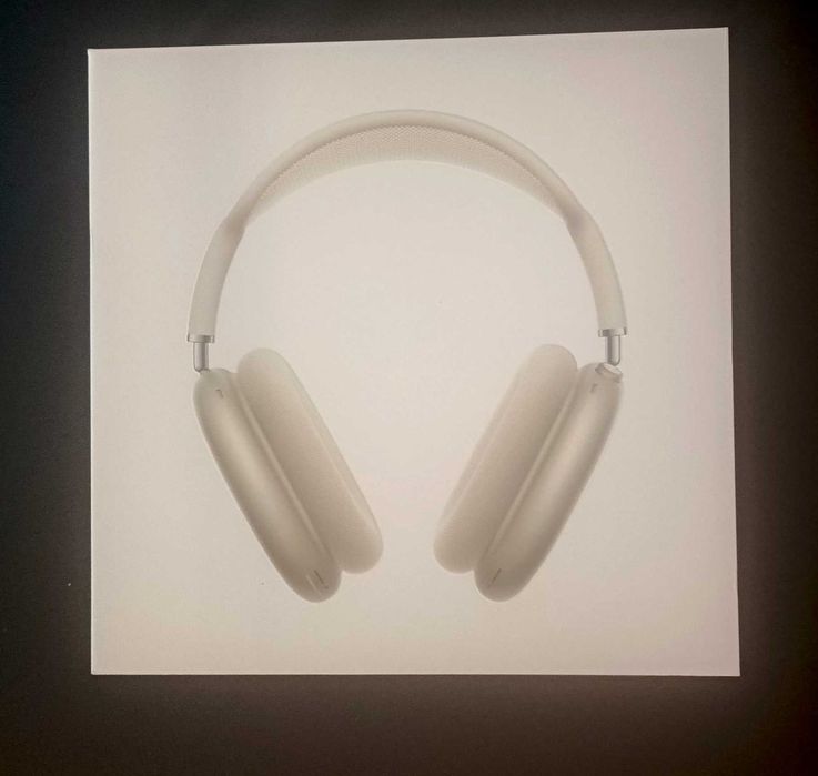 Apple Airpods Max ksieżycowa poświata