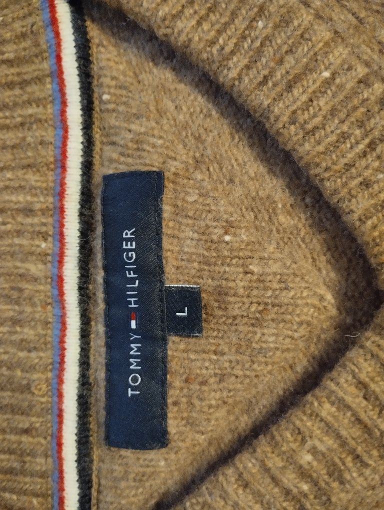 Sweter męski wełna jagnięca Tommy Hilfiger L serek brąz