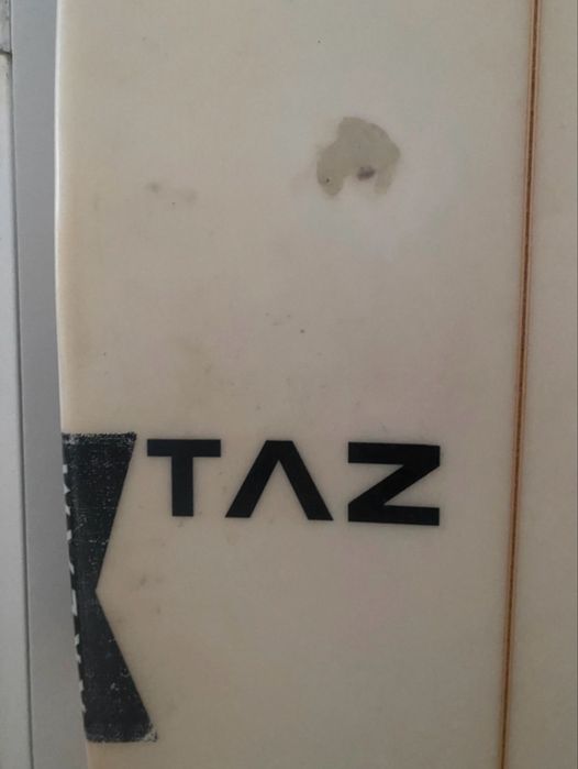 Prancha de Surf Pukas Surfboards TAZ 6.6