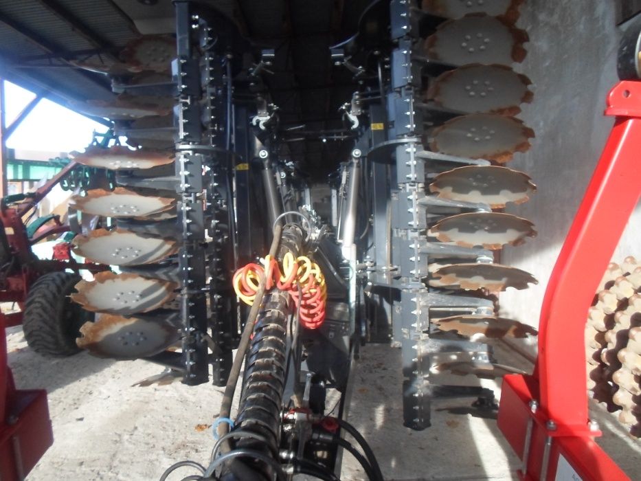 Agregat BWH Agro Tom 4,2 m wielozadaniowy