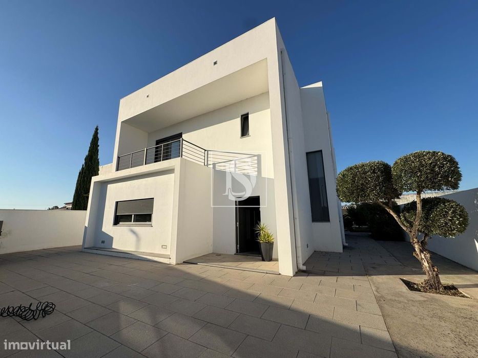 Moradia T4 em Ponte de Sor