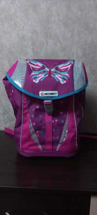 Продам новый школьный рюкзак для девочки Yes