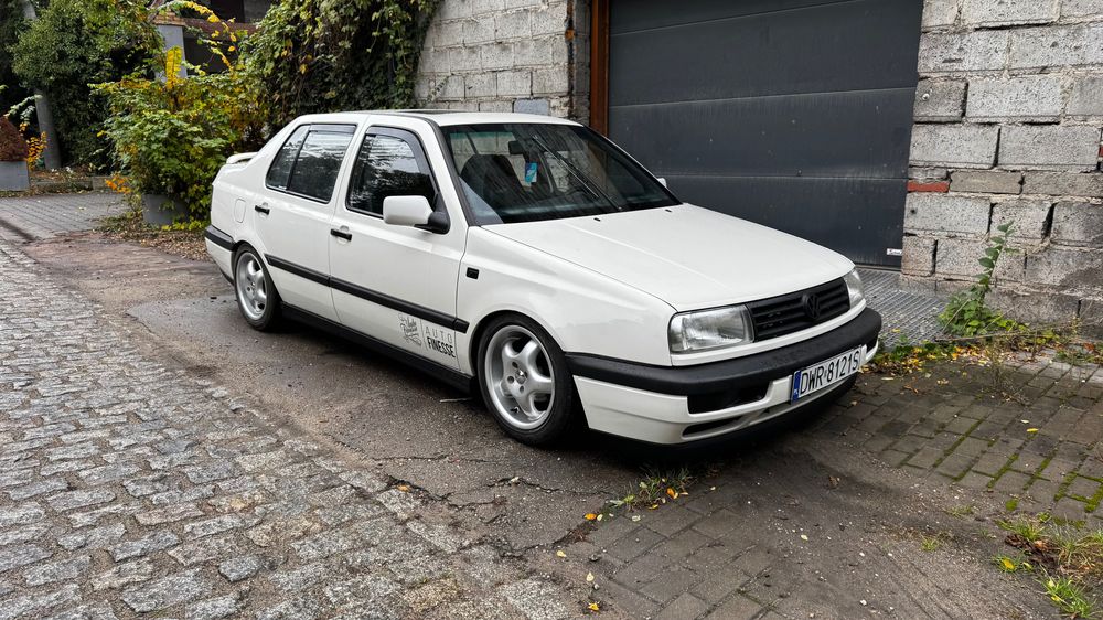Volkswagen Vento 1.8 GT