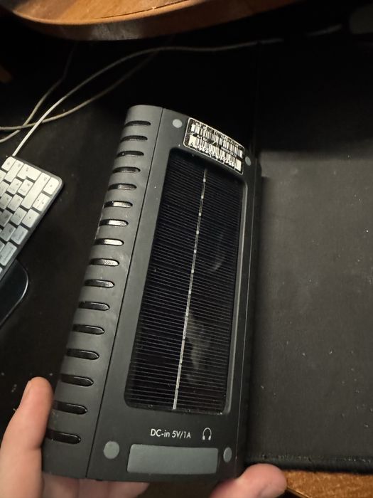Радіо з сонячною панеллю TECHNIRADIO SOLAR