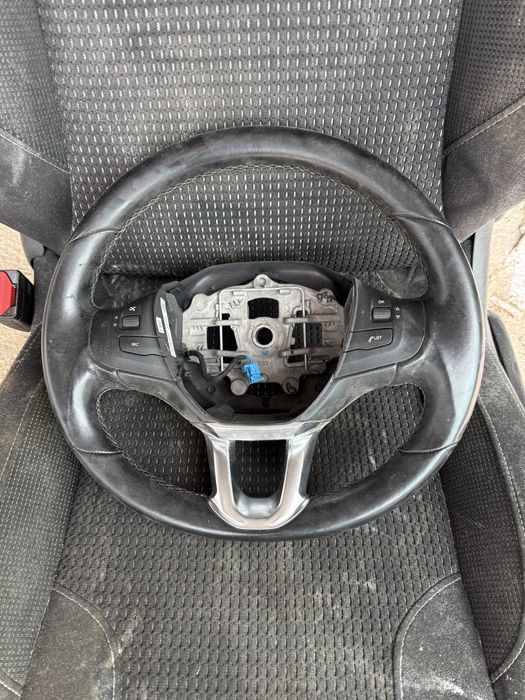 Volante Peugeot 208 hdi
