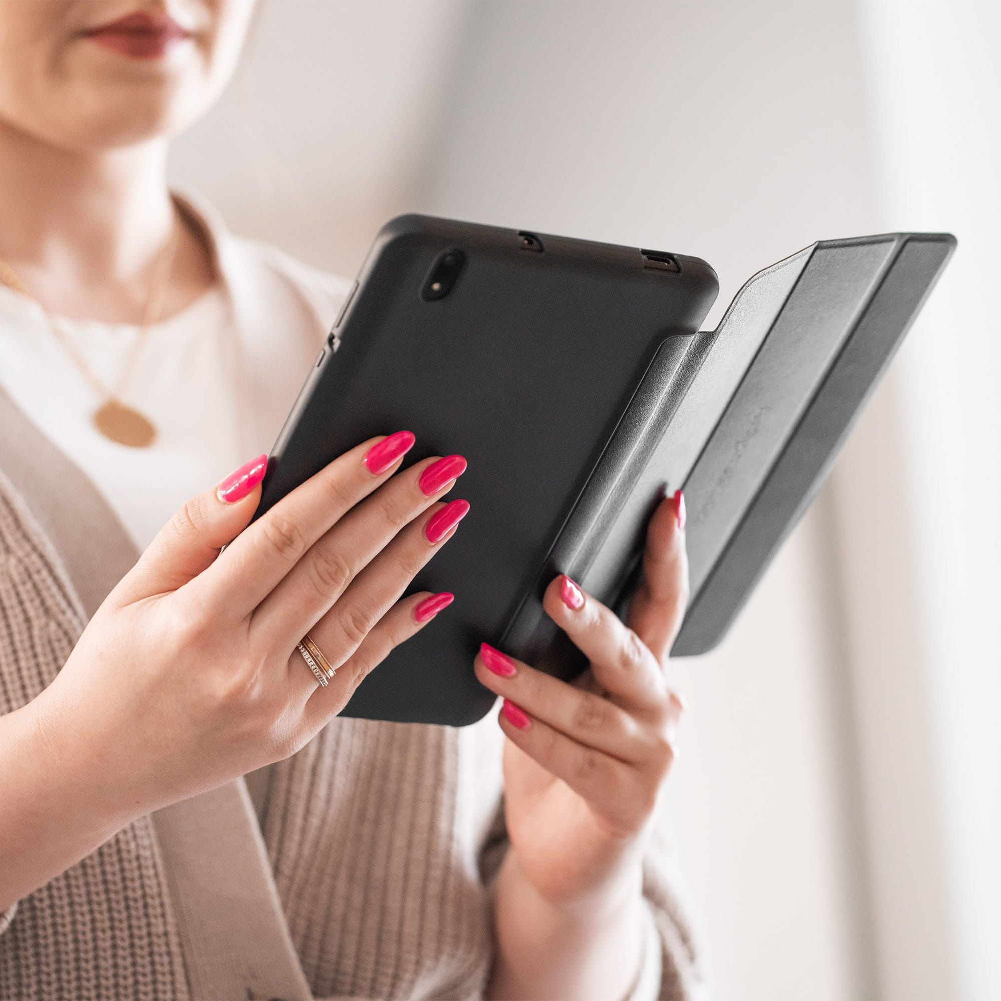 Etui na tablet Krüger&Matz Eagle 806 Smart Case KM0806P