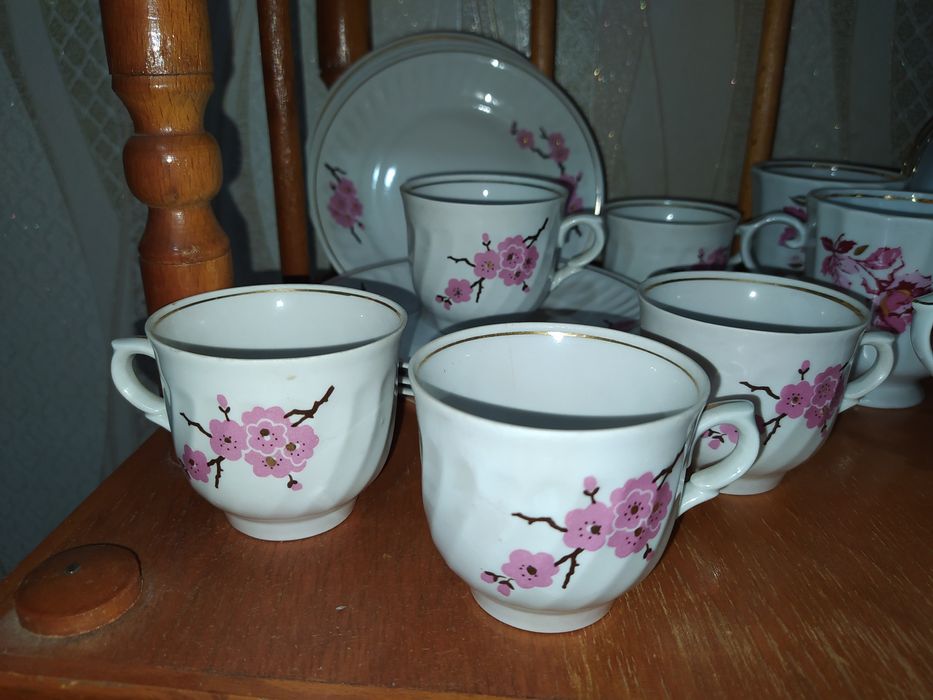 Сервиз чайный и кофейный есть в китайском стиле