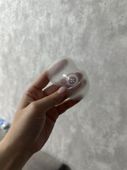 Накладки на соски, крем для загоєння сосків