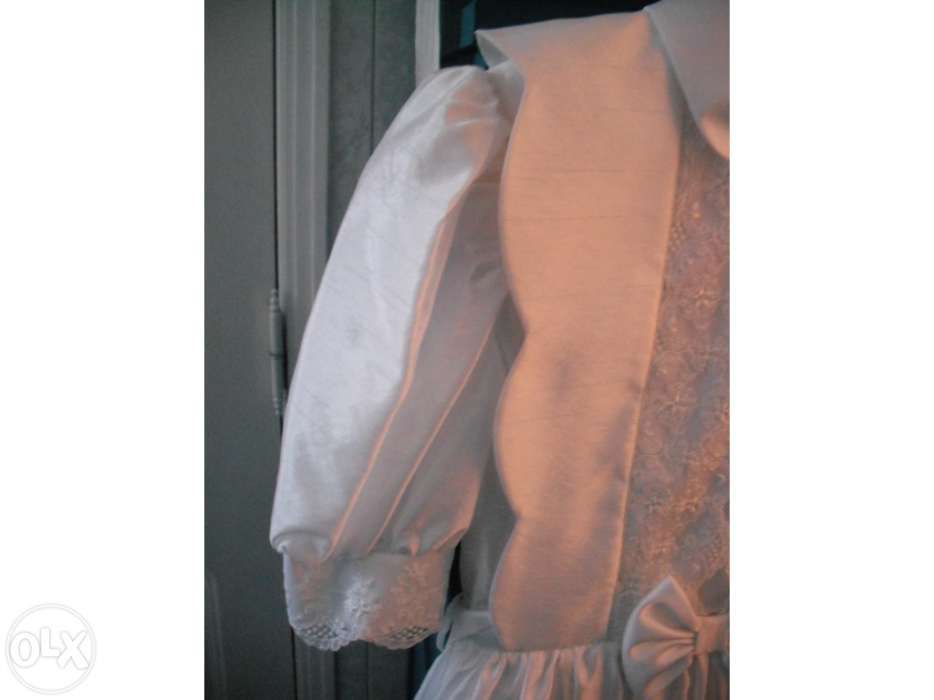 Vestido de 1ª comunhão e fato Carnaval Pierrot/Palhaço