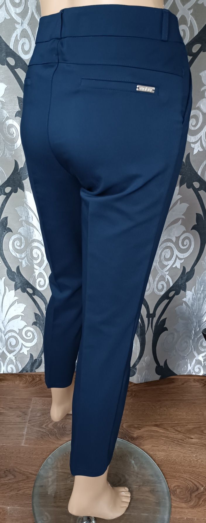 MTM spodnie damskie garniturowe cygaretki