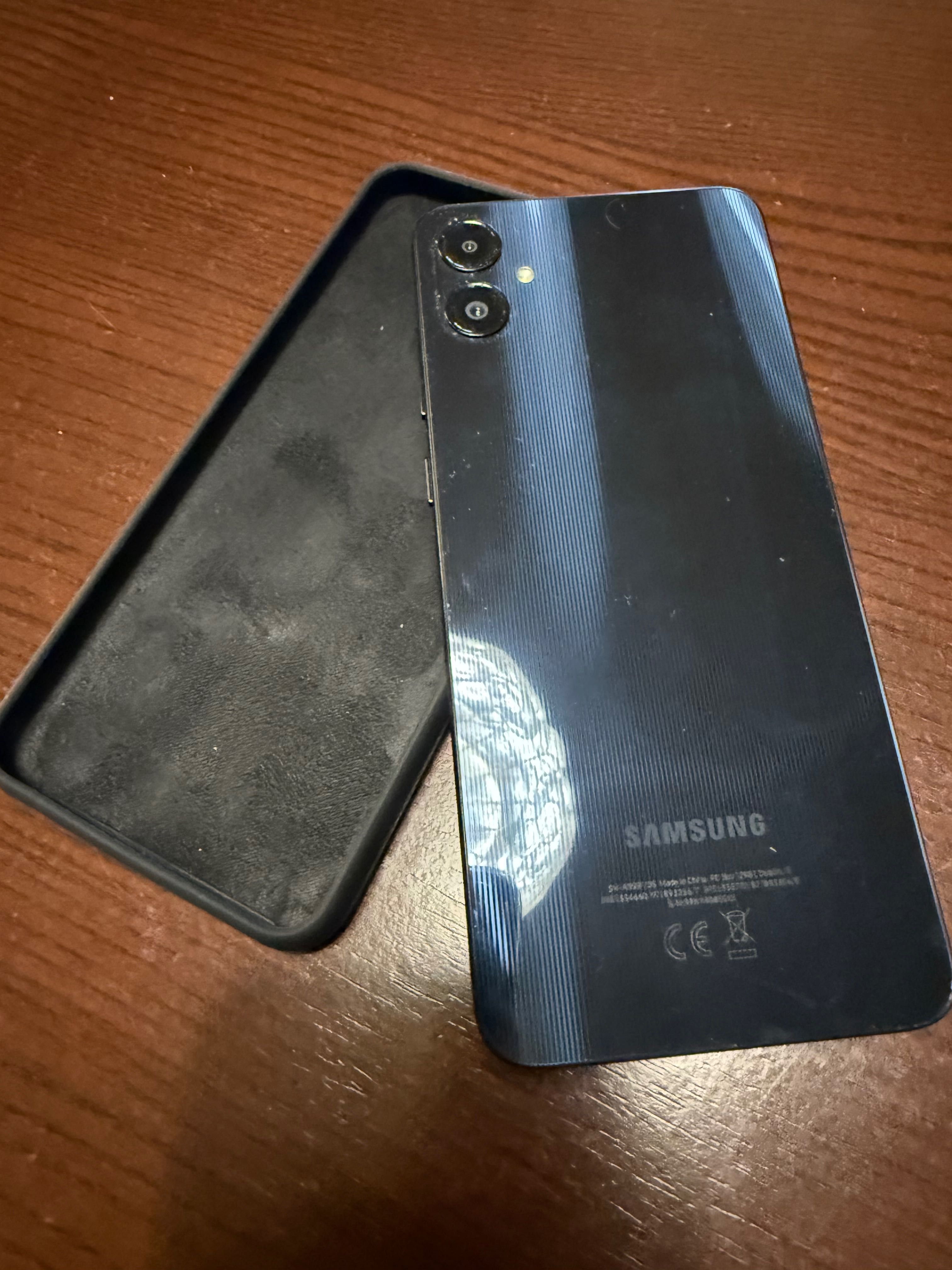 Samsung A05 como novo
