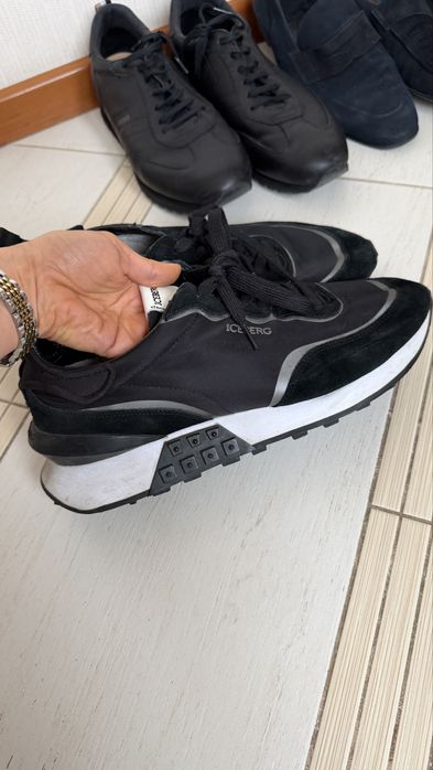 Кросівки чол Iceberg та Boss 45 розмір