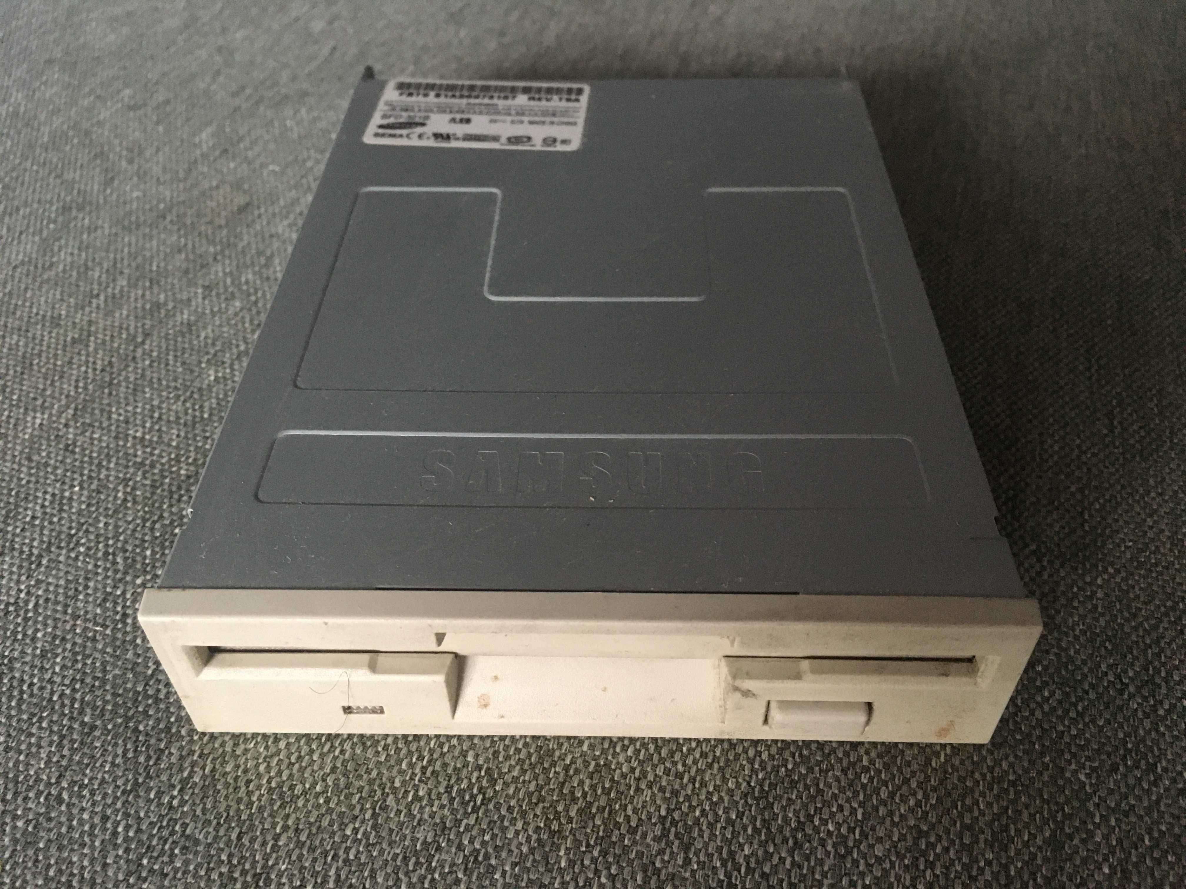 Продам Floppy Drive Samsung SFD-321B