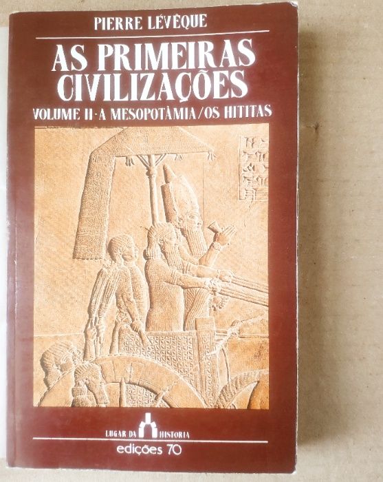 HISTÓRIA UNIVERSAL - Livros