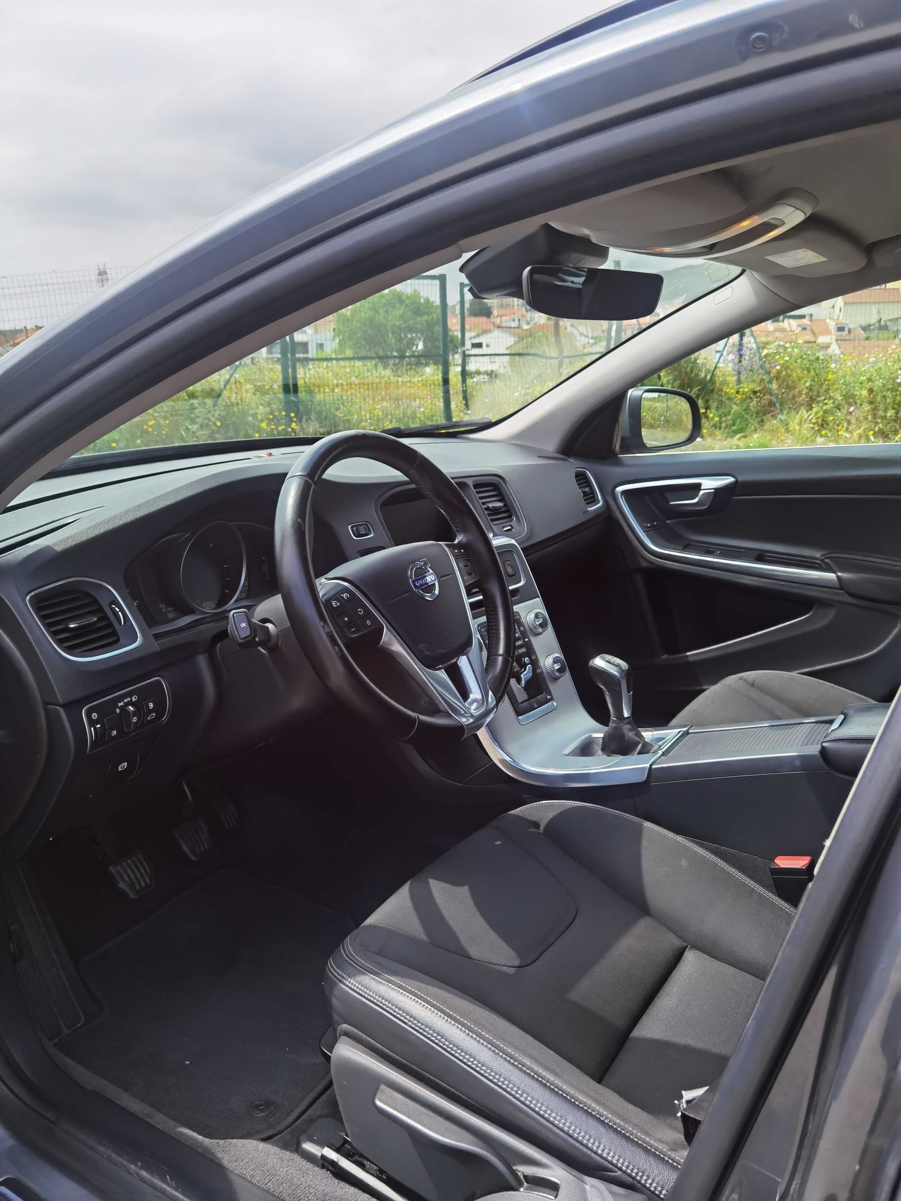 Volvo V60 D4 - 190 CVS