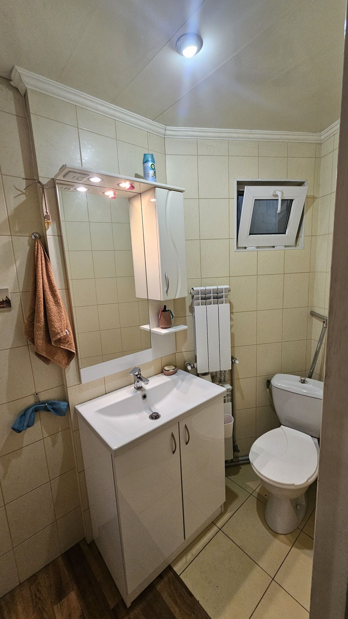 Продам будинок в центрі міста