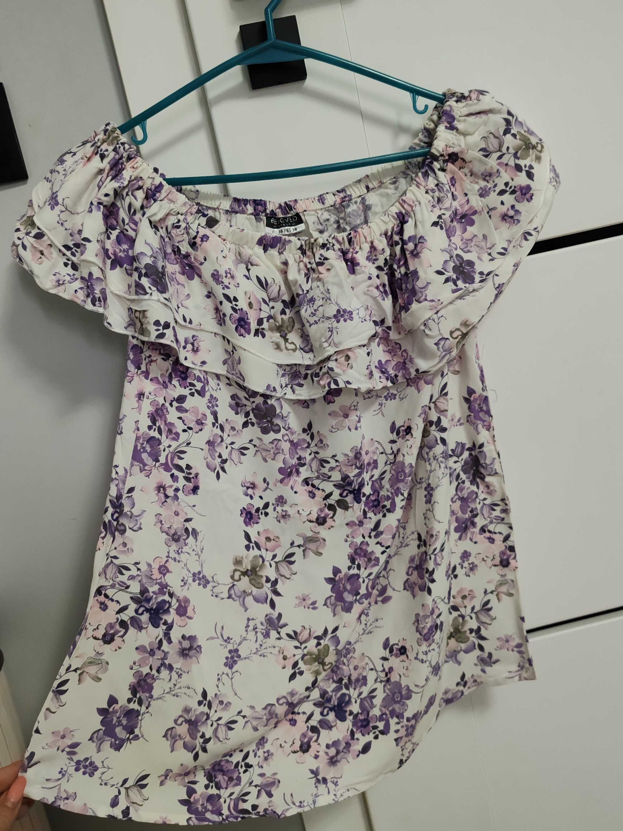Nowa bluzka w kwiaty z metką rozmiar M halenka bluza bluse
