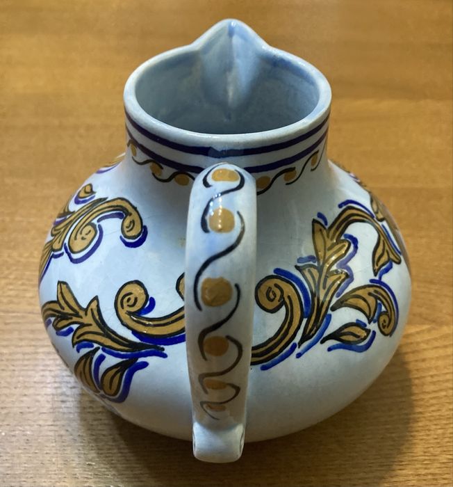 Jarro em faiança Soares dos Reis