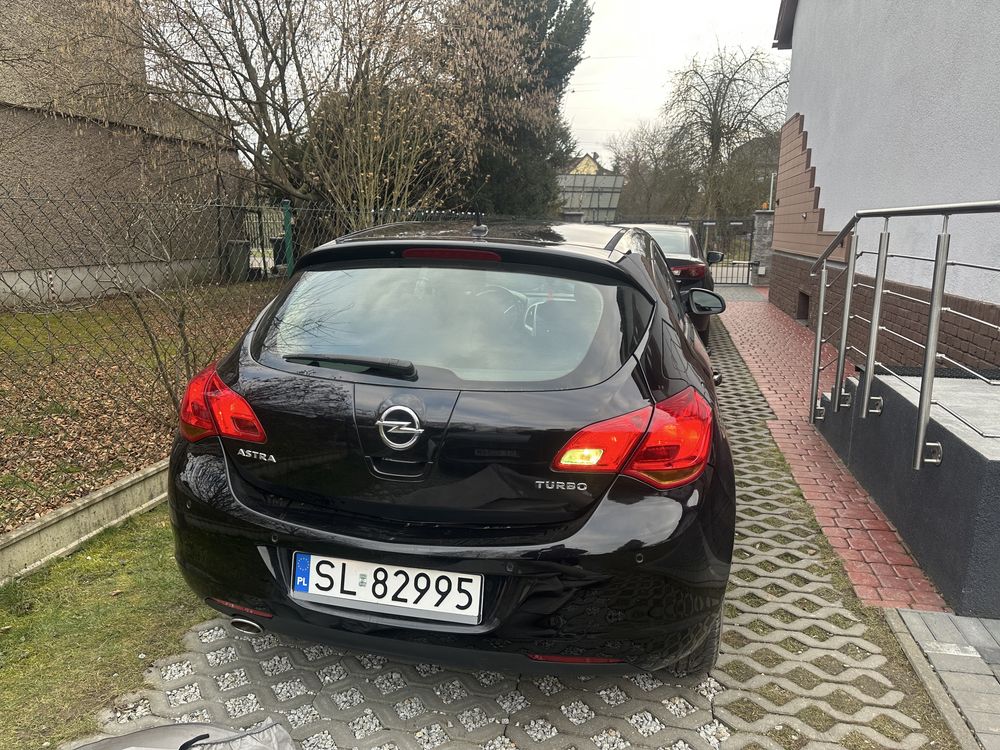 Opel Astra J 1.4 turbo
