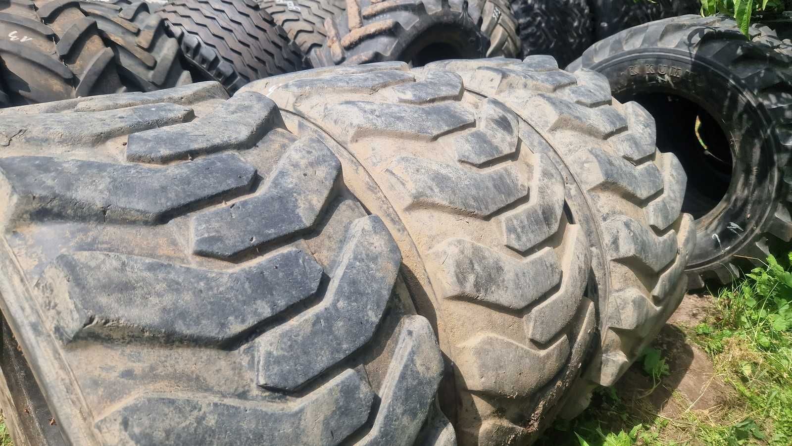 12-16.5, 12r16.5 305/70-16 Camso Solideal 60%bieżnik bez napraw Bobcat