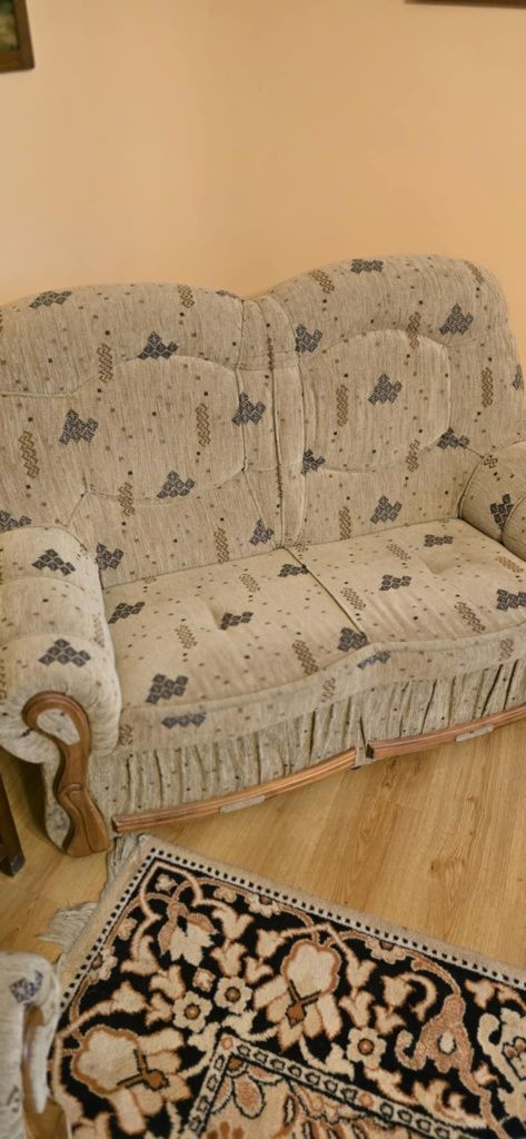 Komplet wypoczynkowy - sofa i dwa fotele