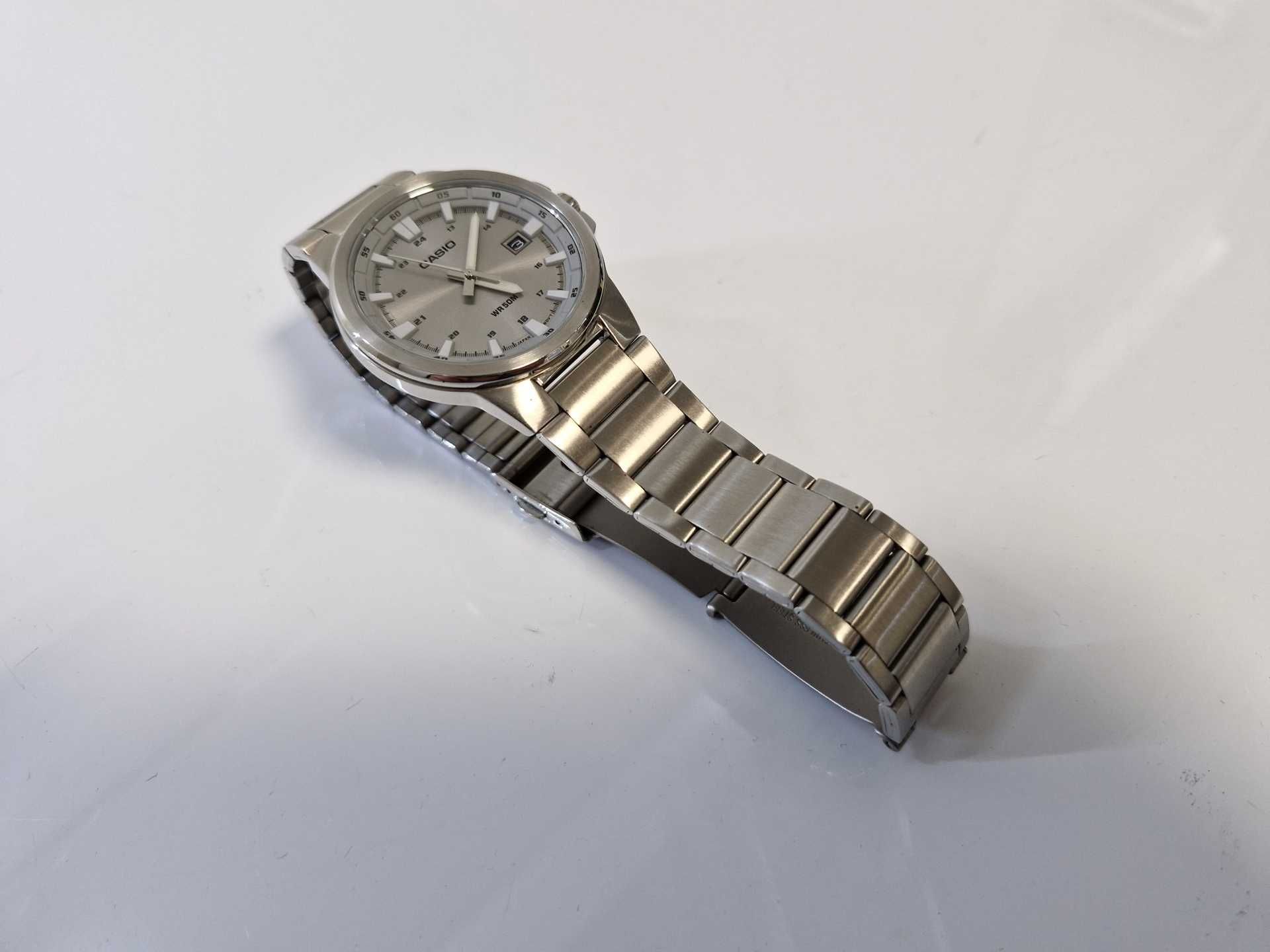 Zegarek męski CASIO Classic MTP-E173D-7AVEF