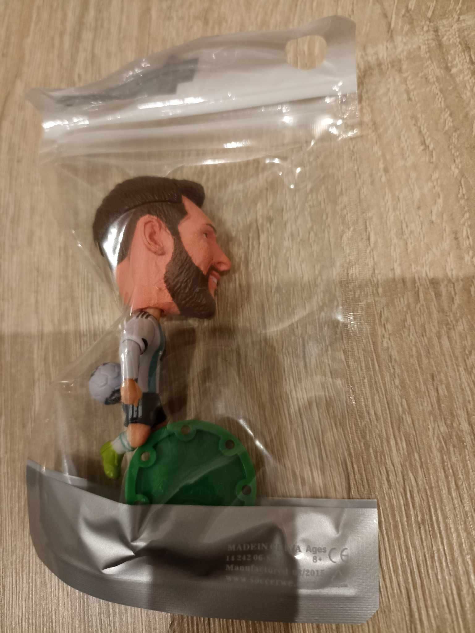 Figurka piłkarz Leo Messi z piłką Argentyna 10
