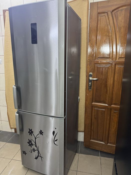 Холодильник з морозилкою Beko No frost (суха заморозка)