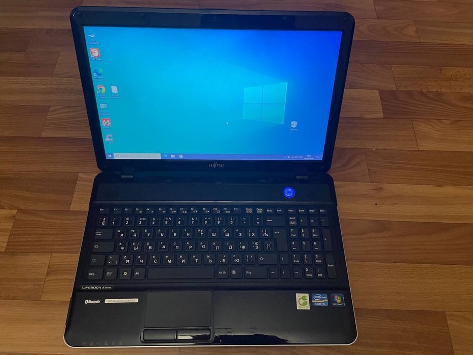 15.6" Fujitsu AH531 i5-2450M SSD Samsung 250gb 6gb DDR3