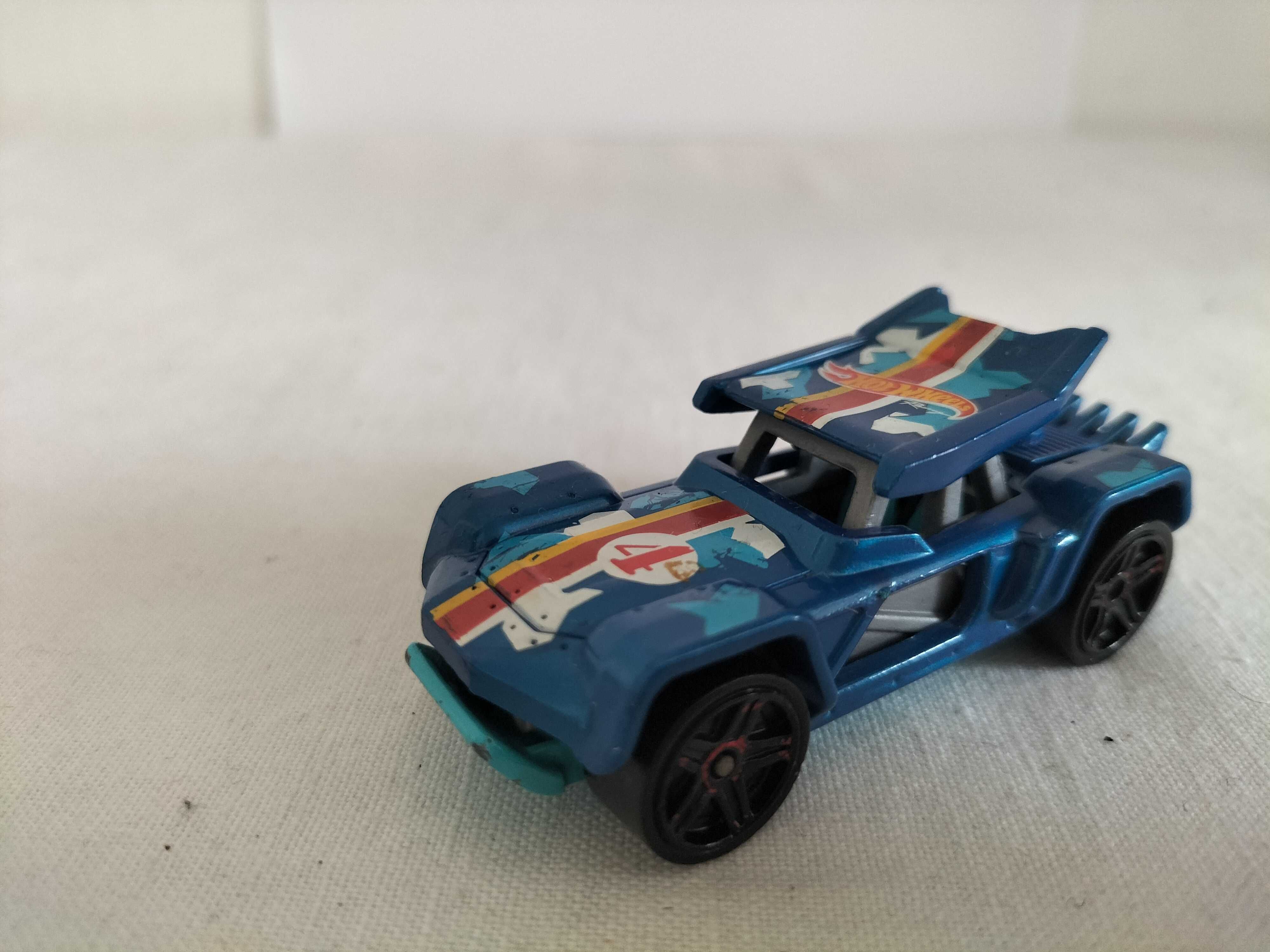 Hot Wheels CFG90 2014