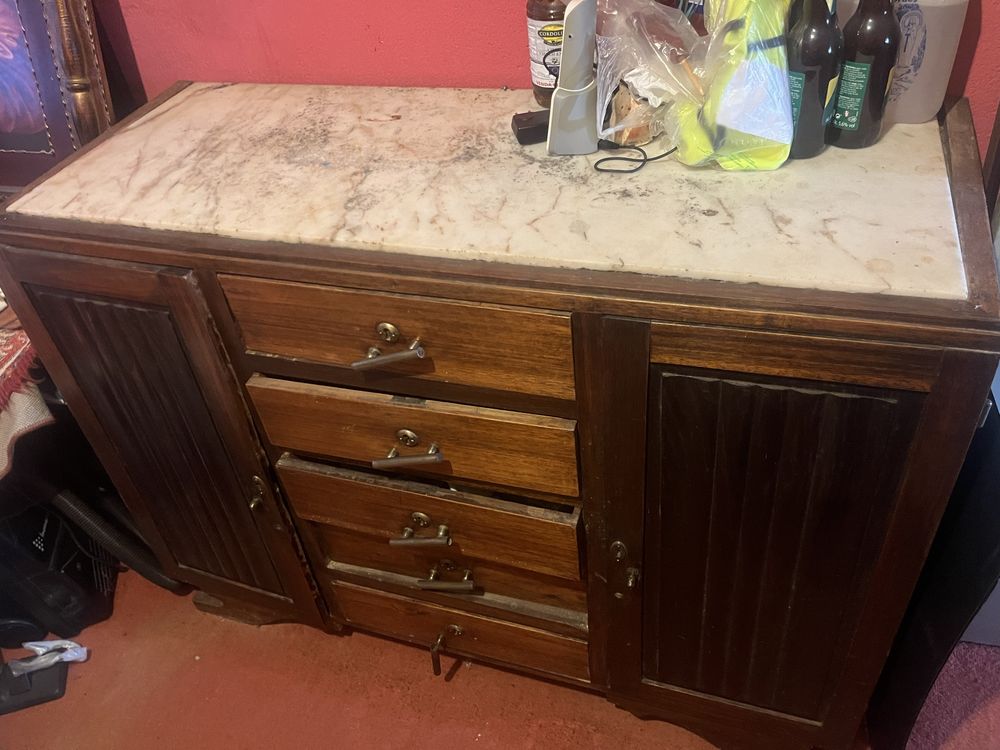 Movel para restaurar c/ pedra