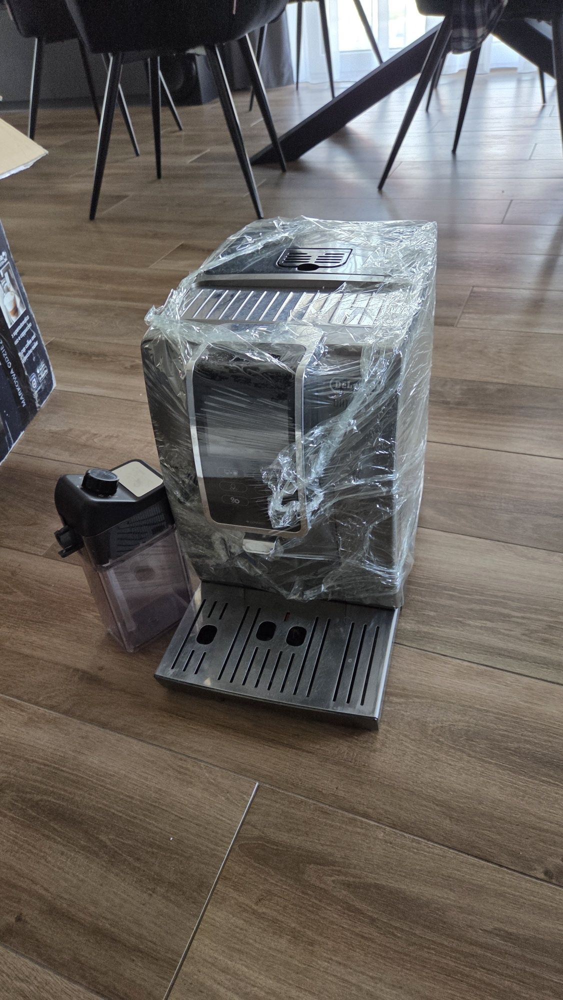 Ekspres do kawy Delonghi Ecam370.95 T
