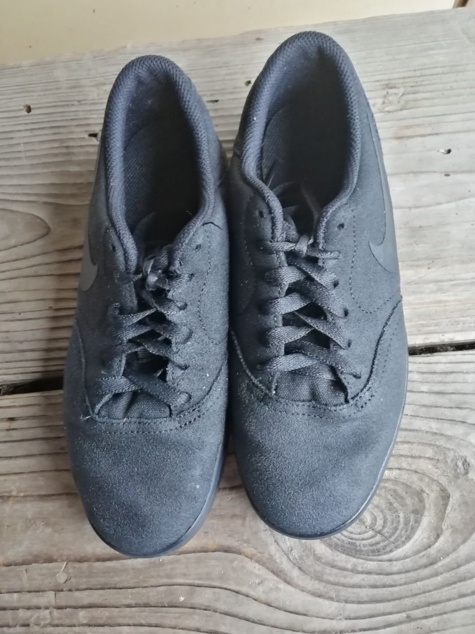 Nike czarne zamszowe