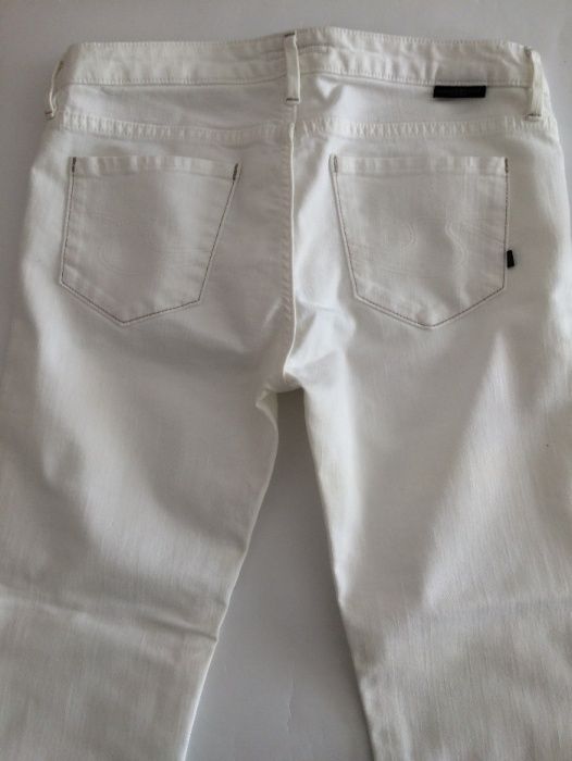 Hugo Boss spodnie damskie jeansowe białe roz. 28/34