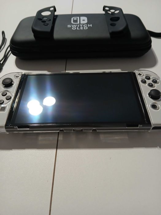 Sprzedam Nintendo Switch Oled