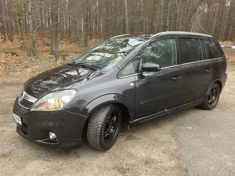 Opel Zafira 1.9 CDTI 120 KM