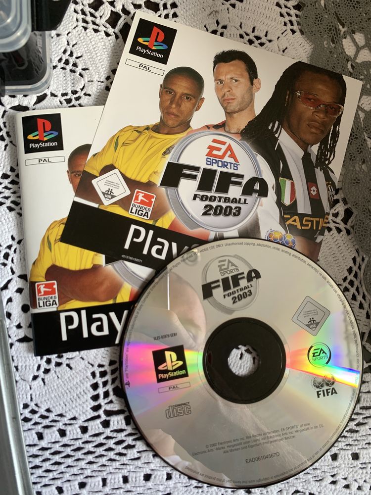 Gra Fifa Football 2003 na konsole PlayStation One