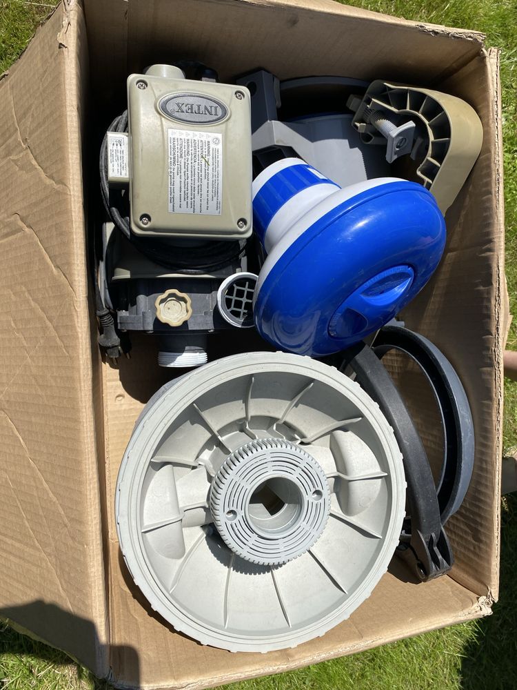 Basen intex ultra XTR  488x122cm pompa piaskowa dodatki