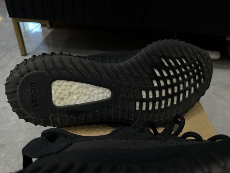 Idealne Adidas Yeezy 350 onyx 45 1/3