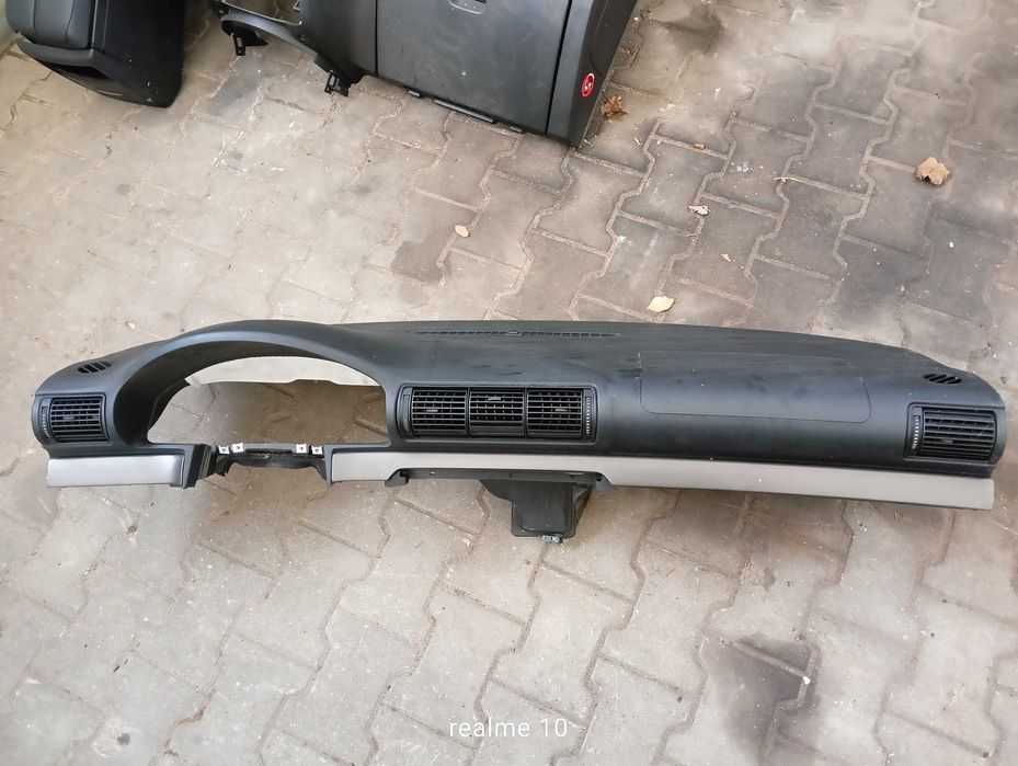 Deska konsola pulpit Audi A4 B5 lift