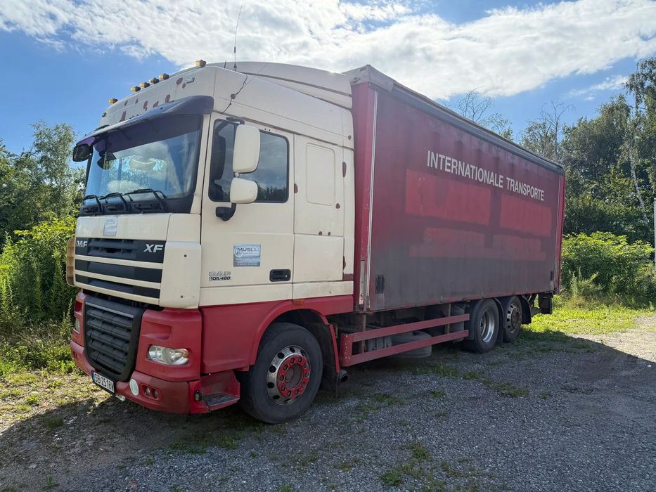 DAF FAR XF  DAF FAR XF 105-460 | 2009 r. | Zestaw z przyczepą | Winda | Bezwypadko