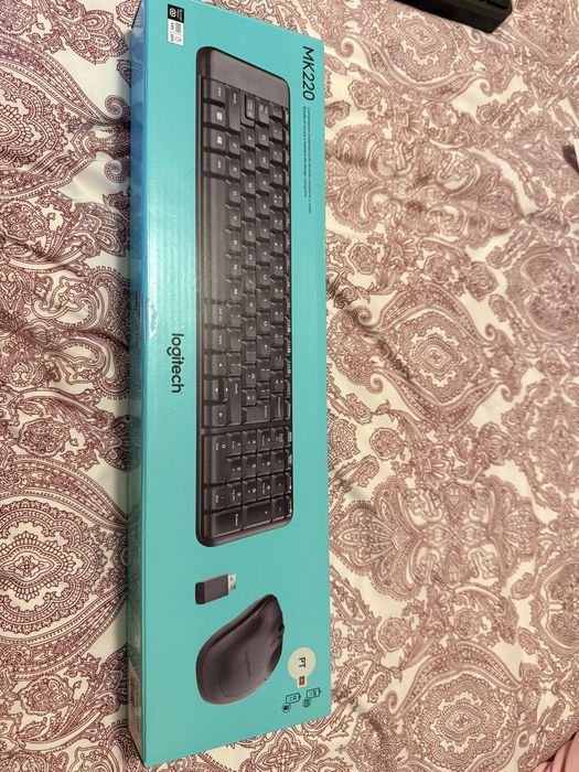 Vendo conjunto teclado + rato Logitech MK220