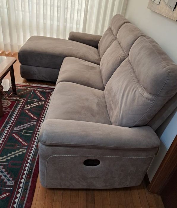 Sofá chaise longue com arrumação COMO NOVO
