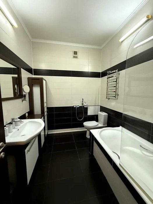 Оренда великой квартири .Житловий комплекс «Оазіс»