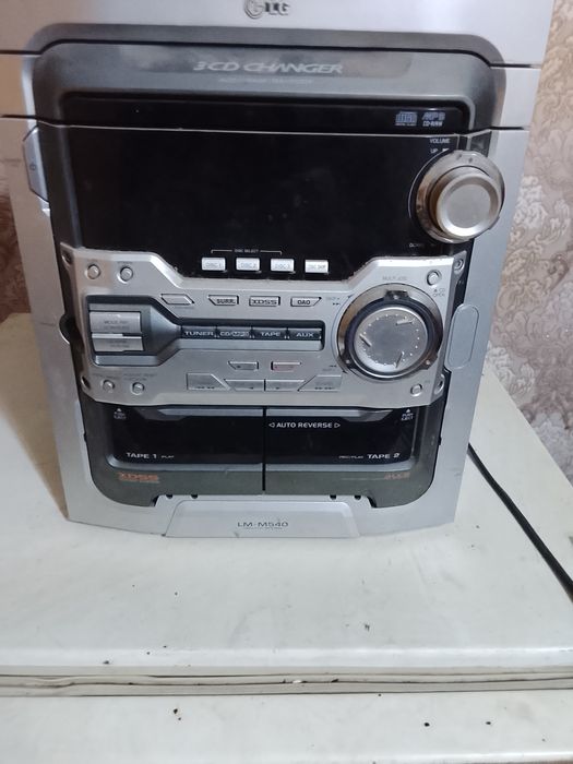 Продам музикальний центр